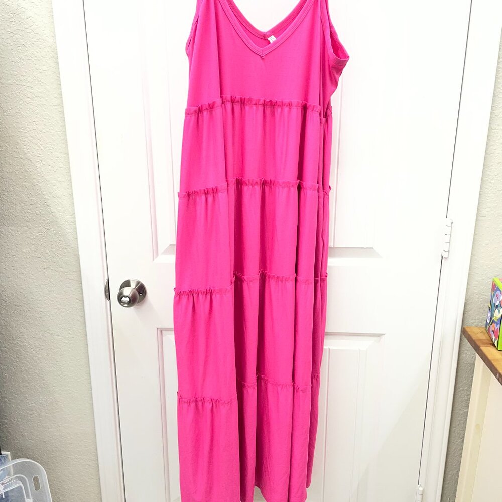 NEW! Zenana HOT PINK Casual Flowy Cami Bodice Tiered Maxi Dress Size 1X - Picture 2 of 6